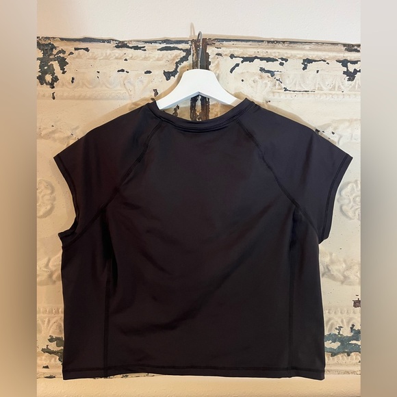 SKIMS SIGNATURE SWIM RAGLAN T-SHIRT - Picture 2 of 4